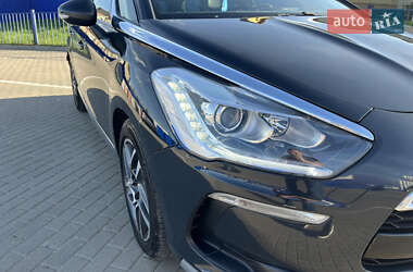 Хэтчбек Citroen DS5 2012 в 