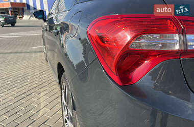 Хэтчбек Citroen DS5 2012 в 