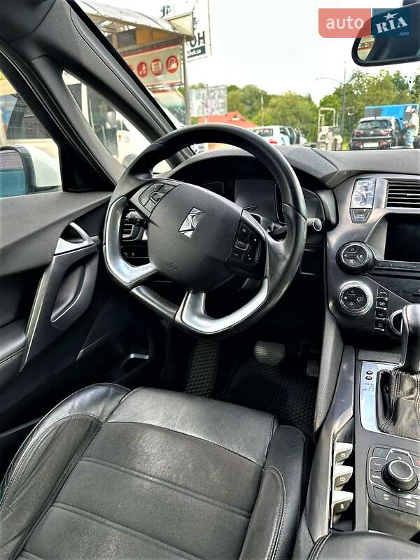 Хетчбек Citroen DS5 2014 в Чернівцях