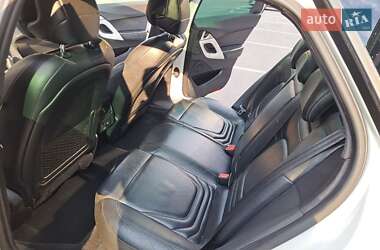 Хэтчбек Citroen DS5 2012 в 