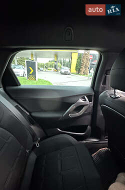 Хэтчбек Citroen DS5 2013 в 
