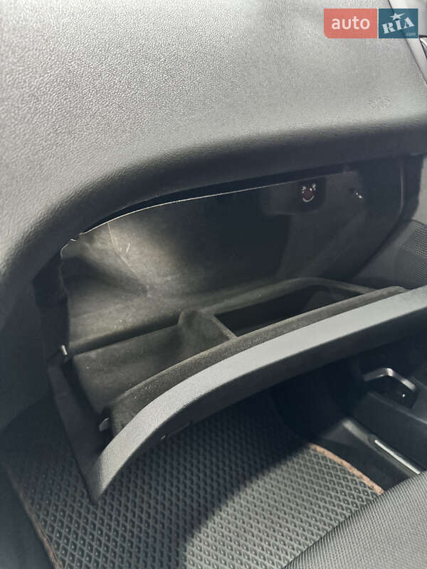 Хэтчбек Citroen DS5 2013 в Киеве