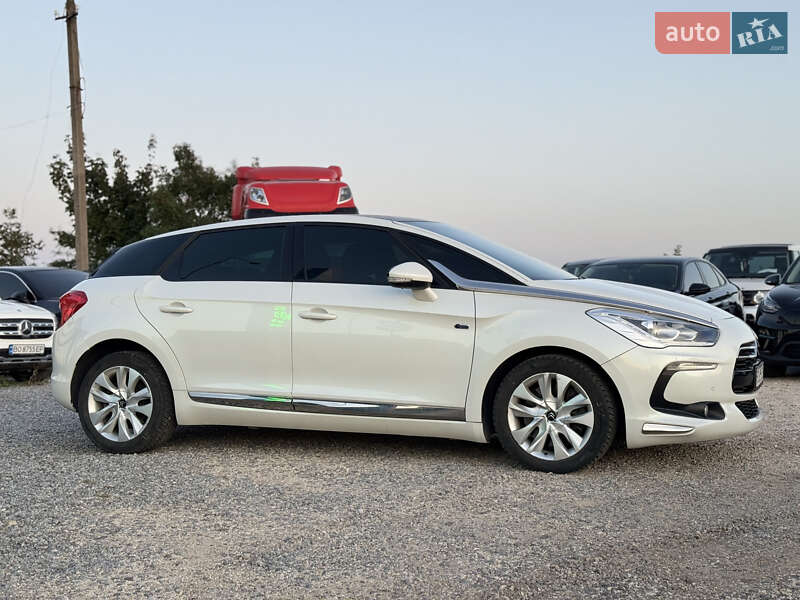 Хэтчбек Citroen DS5 2014 в Тернополе