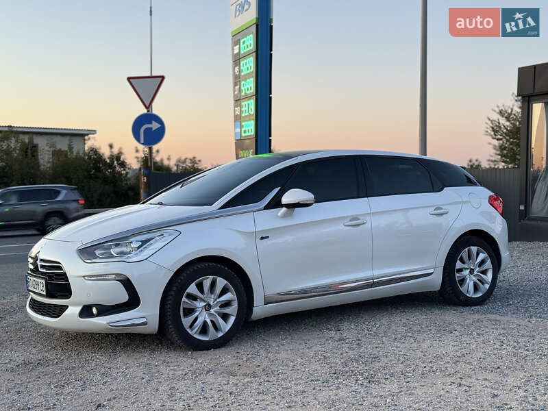 Хэтчбек Citroen DS5 2014 в Тернополе