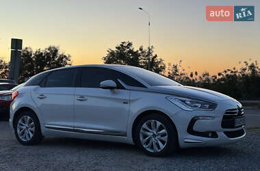Хэтчбек Citroen DS5 2014 в 