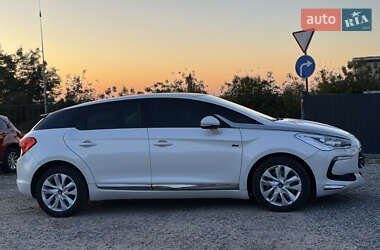 Хэтчбек Citroen DS5 2014 в 
