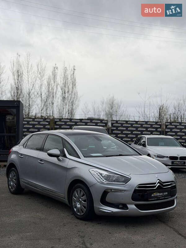 Хэтчбек Citroen DS5 2012 в Киеве фото 3 Хэтчбек Citroen DS5 2012 в Киеве