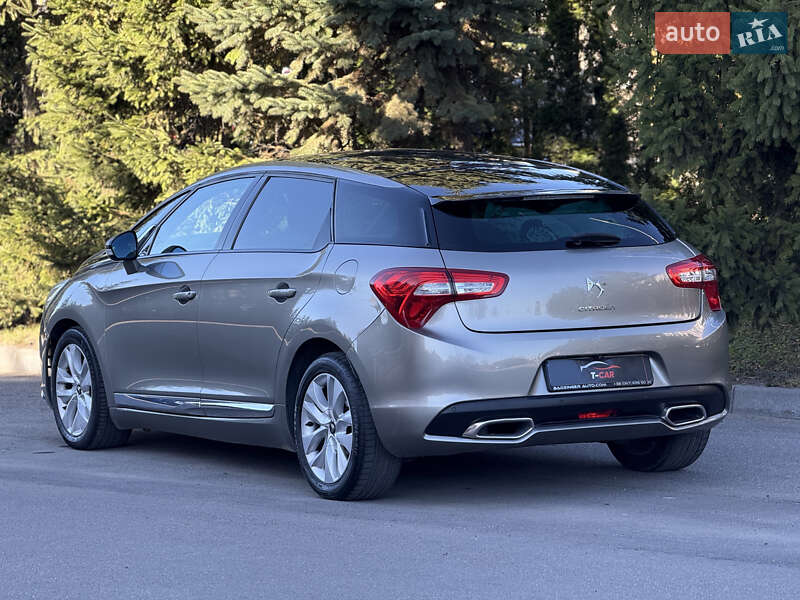 Хэтчбек Citroen DS5 2012 в Тернополе
