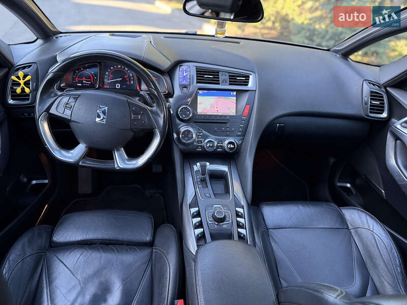 Хэтчбек Citroen DS5 2012 в Тернополе