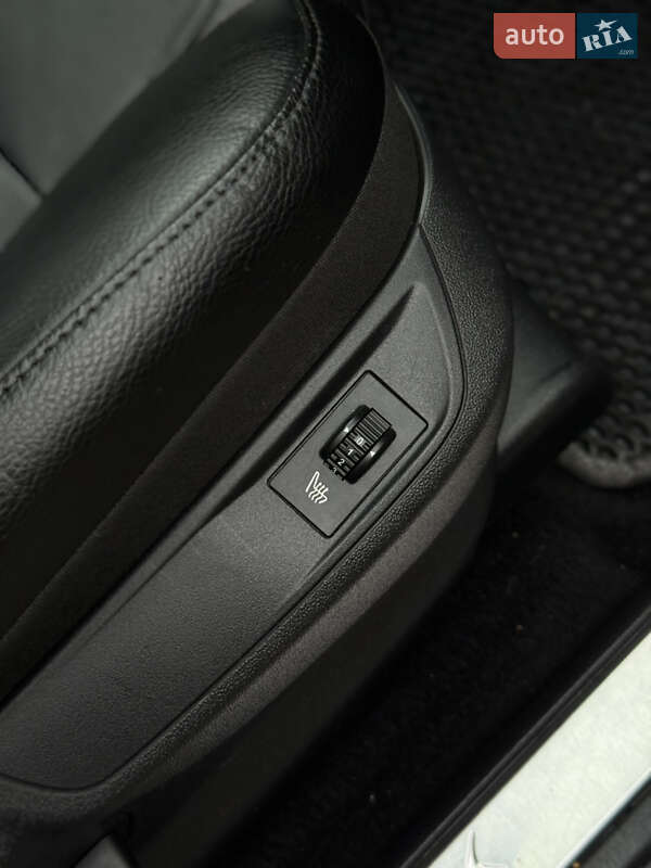 Хэтчбек Citroen DS5 2012 в Киеве фото 34 Хэтчбек Citroen DS5 2012 в Киеве