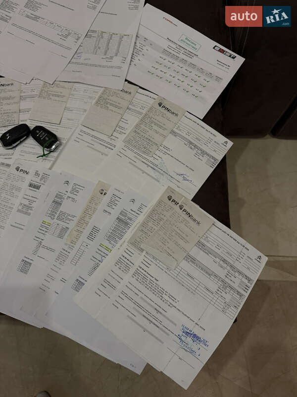 Хэтчбек Citroen DS5 2012 в Киеве фото 47 Хэтчбек Citroen DS5 2012 в Киеве