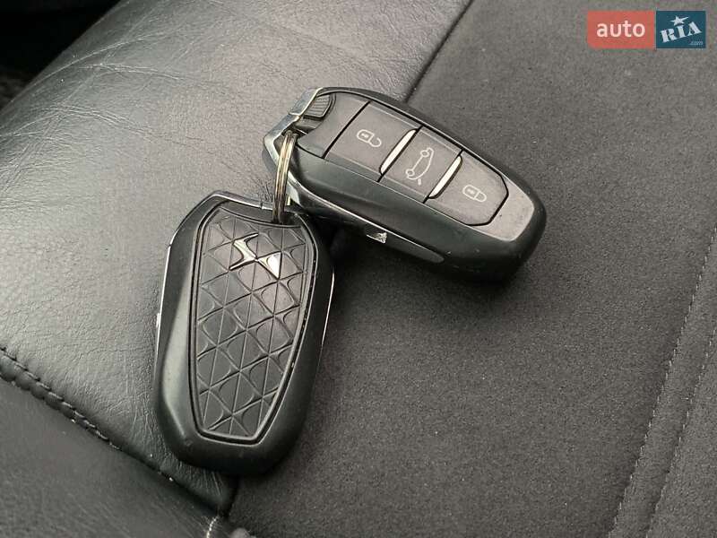 Хэтчбек Citroen DS5 2014 в Бердичеве фото 56 Хэтчбек Citroen DS5 2014 в Бердичеве