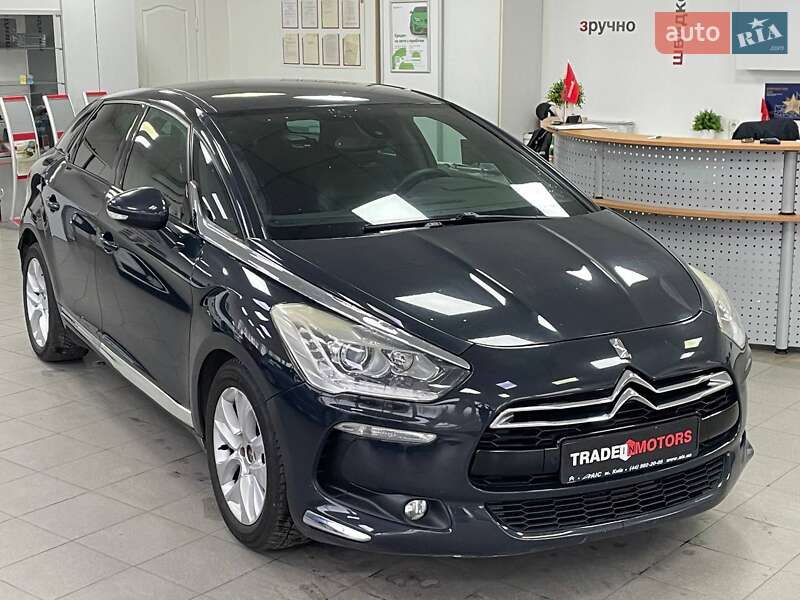Хэтчбек Citroen DS5 2012 в Киеве