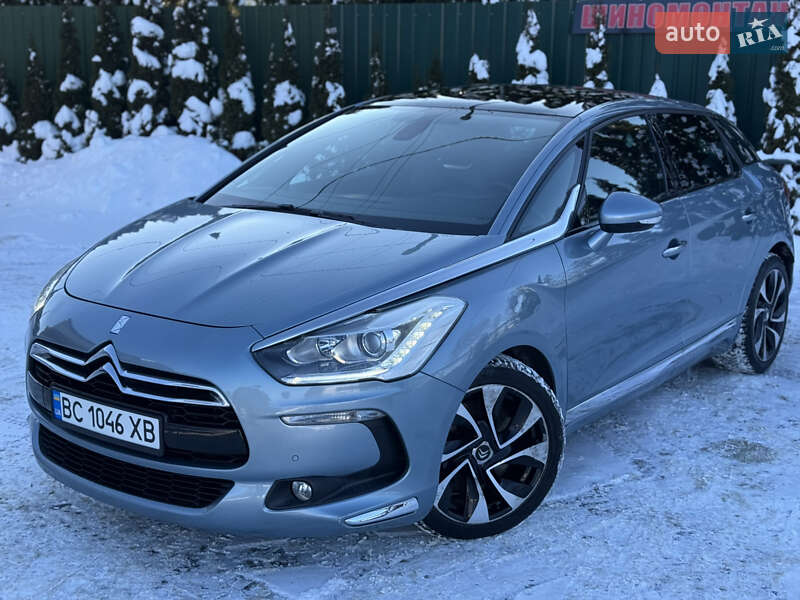 Хэтчбек Citroen DS5 2011 в Самборе