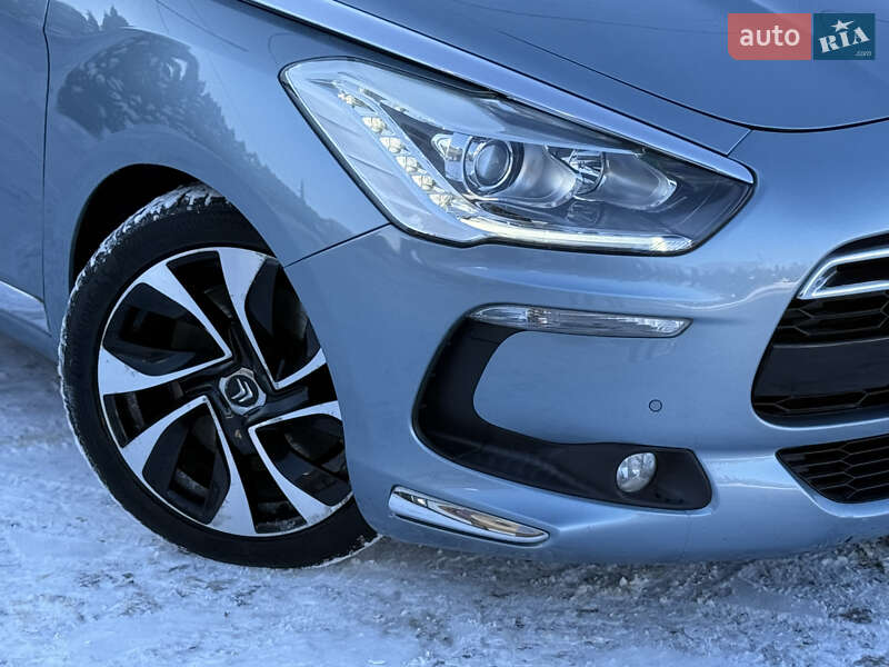 Хэтчбек Citroen DS5 2011 в Самборе