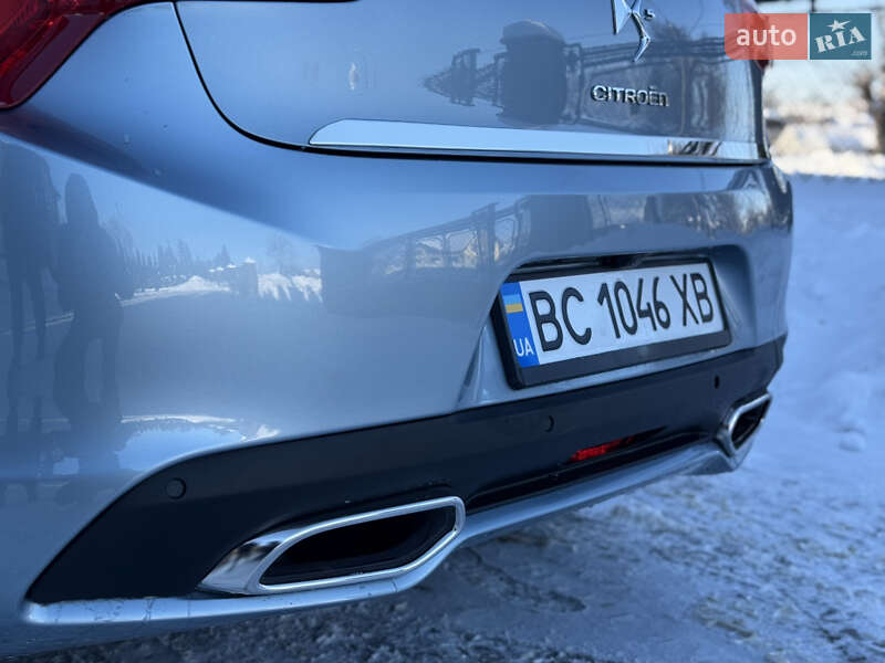 Хэтчбек Citroen DS5 2011 в Самборе