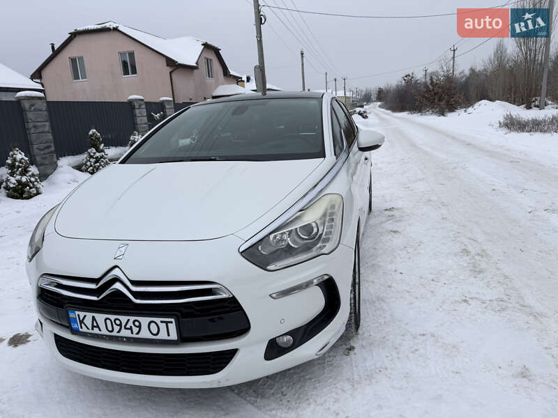 Хэтчбек Citroen DS5 2012 в Белогородке фото 3 Хэтчбек Citroen DS5 2012 в Белогородке