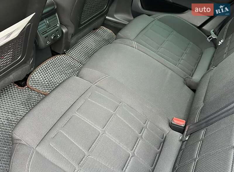 Хэтчбек Citroen DS5 2013 в Киеве