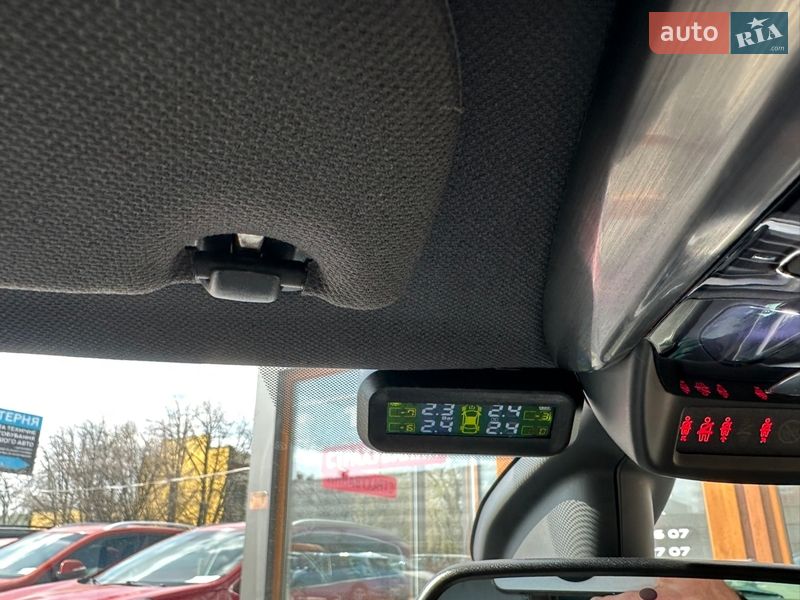 Хэтчбек Citroen DS5 2012 в Житомире фото 23 Хэтчбек Citroen DS5 2012 в Житомире