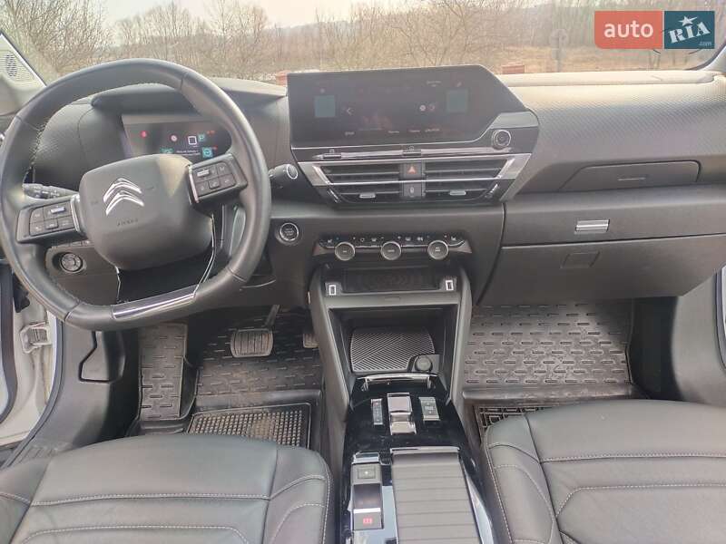 Хетчбек Citroen e-C4 2021 в Ромнах
