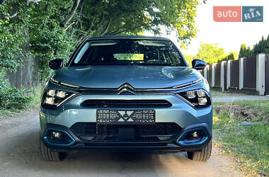 Хэтчбек Citroen e-C4 2022 в Бориславе