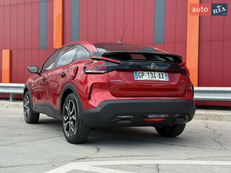 Хэтчбек Citroen e-C4 2023 в Киеве фото 15 Хэтчбек Citroen e-C4 2023 в Киеве