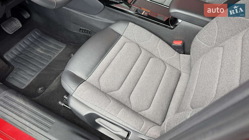 Хэтчбек Citroen e-C4 2023 в Киеве фото 23 Хэтчбек Citroen e-C4 2023 в Киеве