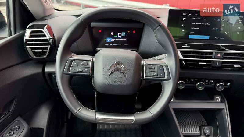 Хэтчбек Citroen e-C4 2023 в Киеве фото 62 Хэтчбек Citroen e-C4 2023 в Киеве