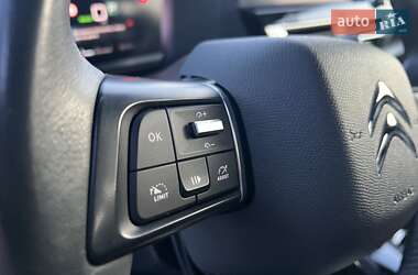 Хетчбек Citroen e-C4 2021 в 