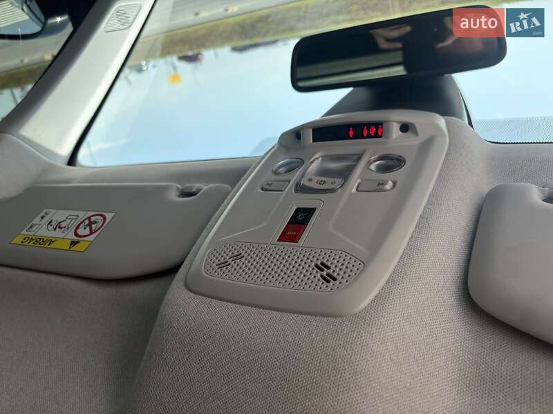 Хэтчбек Citroen e-C4 2021 в Львове