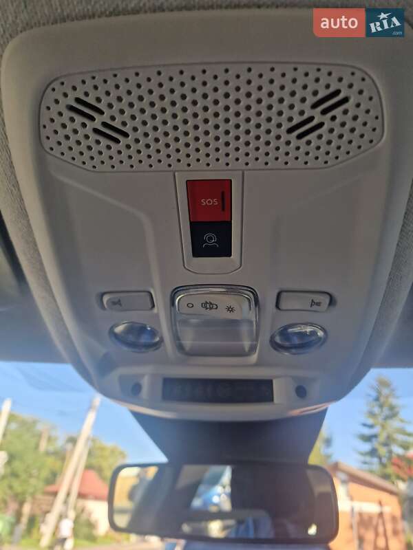 Хэтчбек Citroen e-C4 2022 в Львове