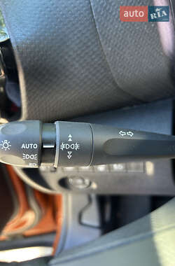 Хэтчбек Citroen e-C4 2021 в 