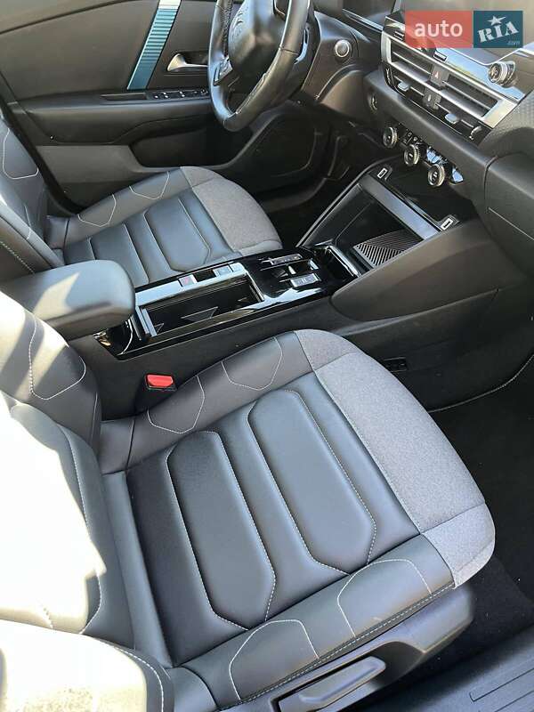 Хэтчбек Citroen e-C4 2021 в Умани фото 15 Хэтчбек Citroen e-C4 2021 в Умани