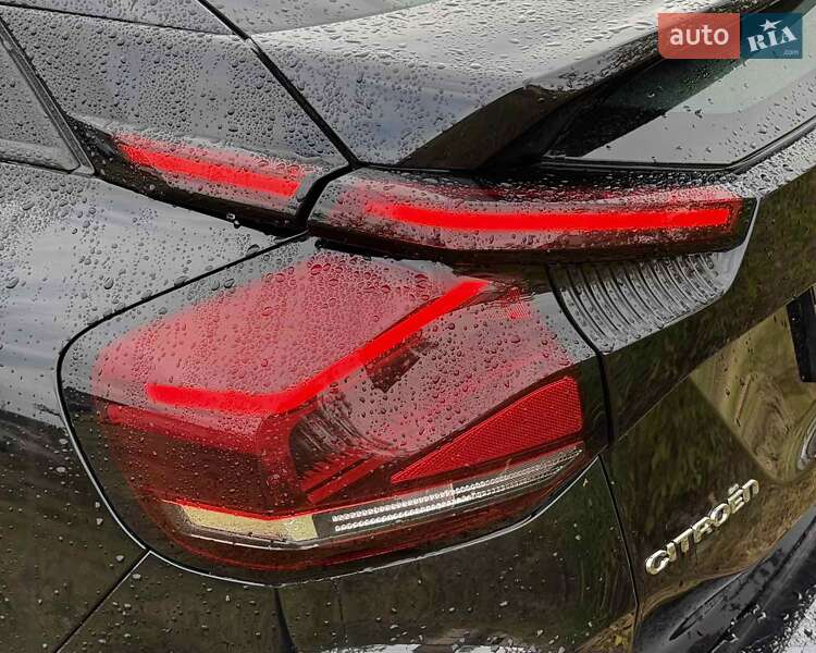 Хэтчбек Citroen e-C4 2022 в Ровно