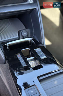 Хэтчбек Citroen e-C4 2023 в 