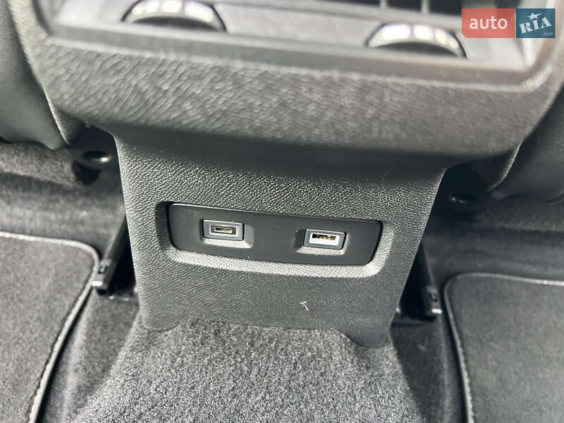 Хетчбек Citroen e-C4 2022 в Рівному