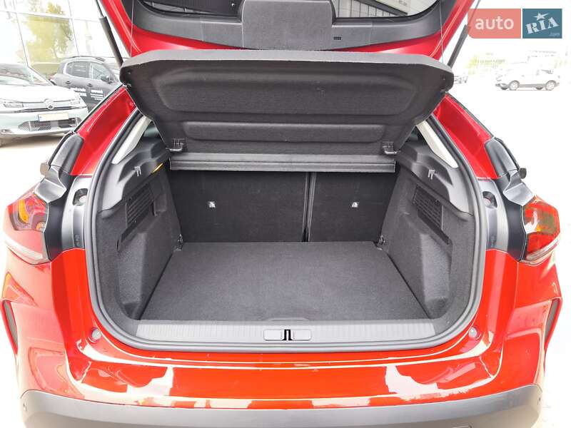Хэтчбек Citroen e-C4 2023 в Кропивницком фото 2 Хэтчбек Citroen e-C4 2023 в Кропивницком