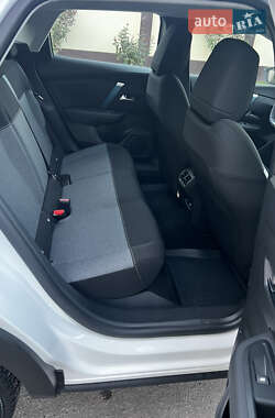 Хэтчбек Citroen e-C4 2023 в 