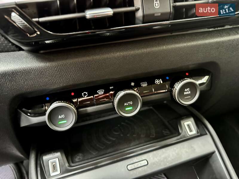 Хетчбек Citroen e-C4 2020 в Дрогобичі фото 85 Хетчбек Citroen e-C4 2020 в Дрогобичі