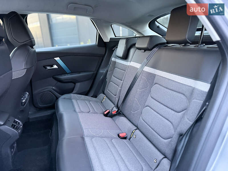 Хетчбек Citroen e-C4 2021 в Городку