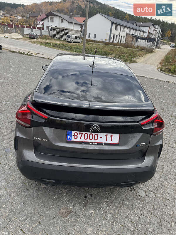 Хэтчбек Citroen e-C4 2022 в Кременце фото 6 Хэтчбек Citroen e-C4 2022 в Кременце
