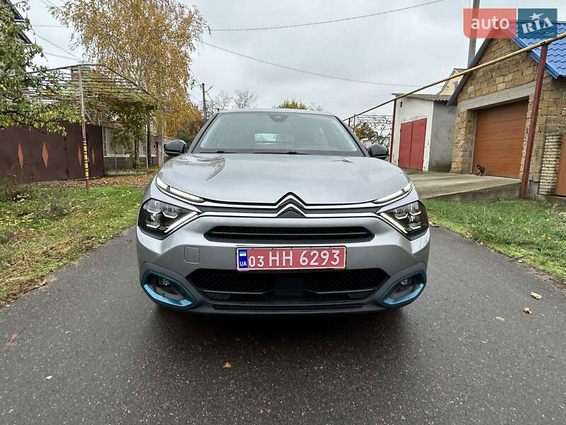 Хетчбек Citroen e-C4 2021 в Чорноморську фото 35 Хетчбек Citroen e-C4 2021 в Чорноморську