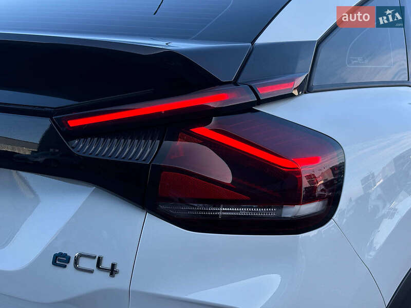 Хетчбек Citroen e-C4 2021 в Львові