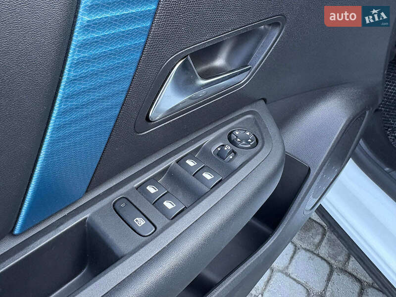 Хетчбек Citroen e-C4 2021 в Львові