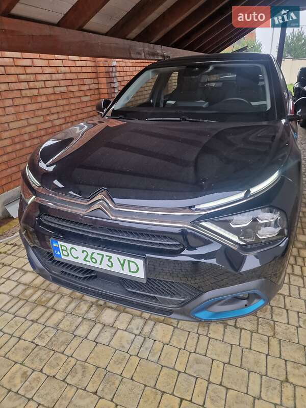 Хэтчбек Citroen e-C4 2022 в Львове