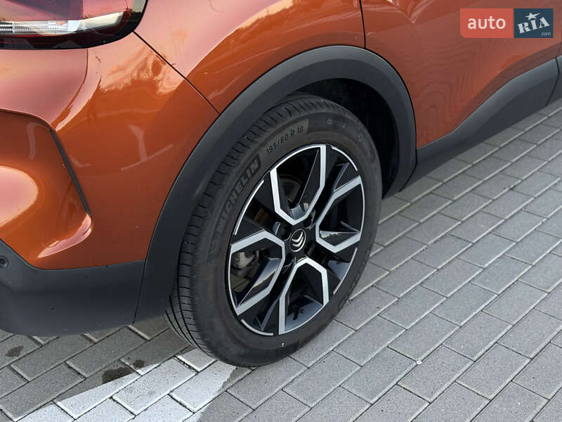 Хэтчбек Citroen e-C4 2022 в Львове