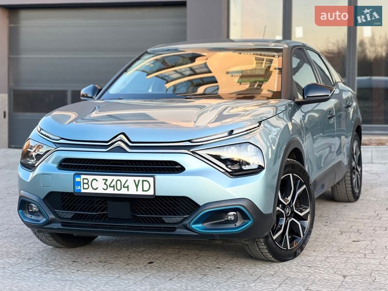 Хэтчбек Citroen e-C4 2022 в Львове