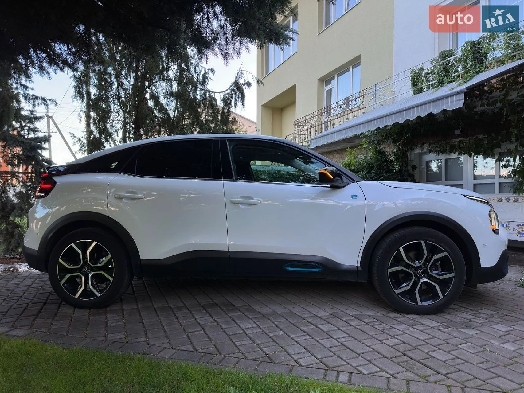 2022 Citroen C4 - фото 1