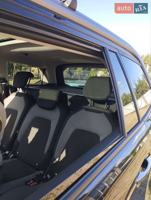 Минивэн Citroen Grand C4 Picasso 2015 в Сарнах