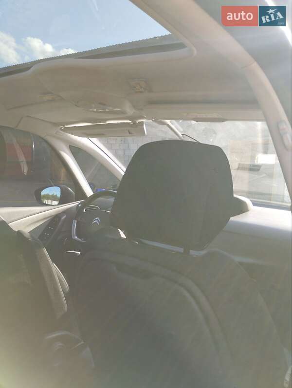 Минивэн Citroen Grand C4 Picasso 2015 в Сарнах